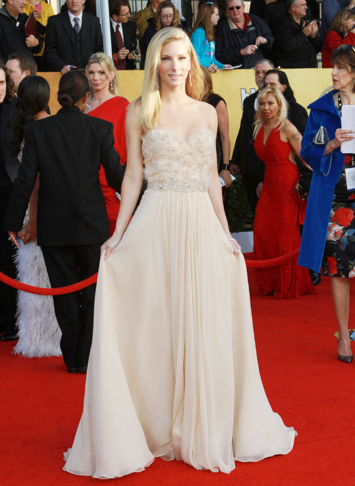 The 17th Annual Screen Actors Guild Awards (SAG Awards 2011) - Arrivals