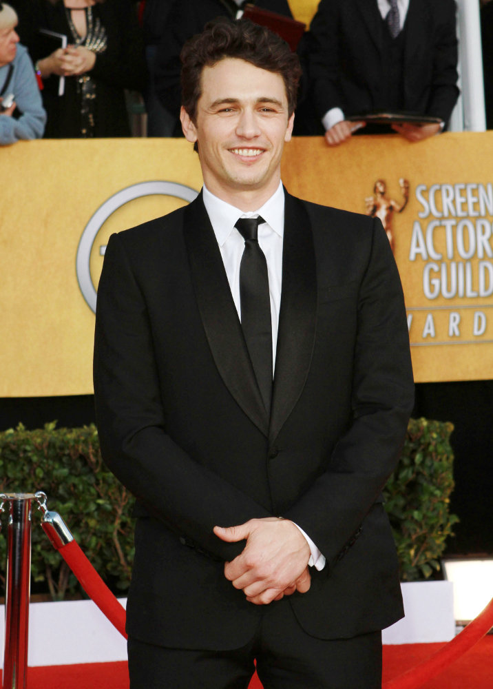 The 17th Annual Screen Actors Guild Awards (SAG Awards 2011) - Arrivals
