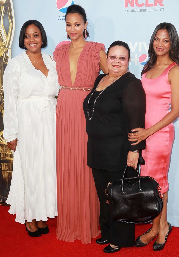 saldana-nazario-2012-nclr-alma-awards-01.jpg