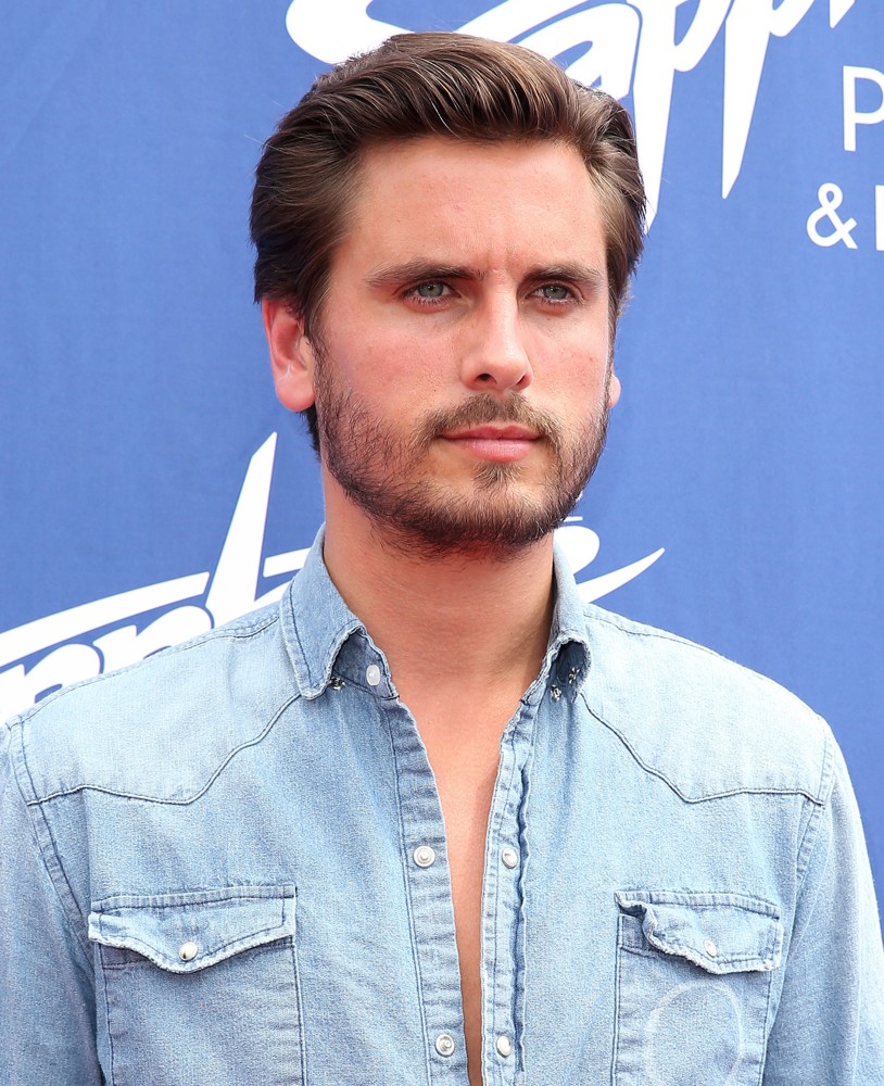 [Image: scott-disick-hosts-hamptons-in-the-desert-party-05.jpg]