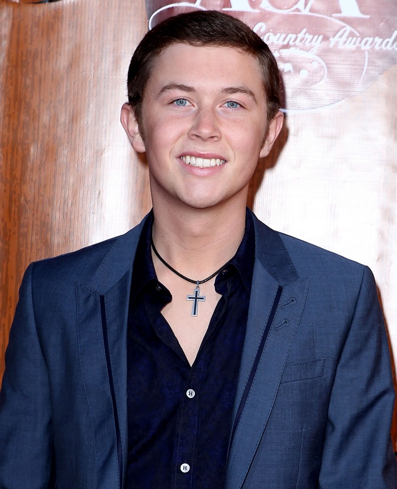 SCOTTY MCCREERY Picture 41 - 2011 American Country Awards - Arrivals