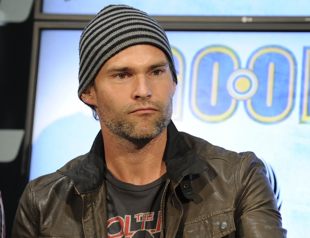 Seann William Scott Picture 12 - Cast Member from Goon Appears at Real