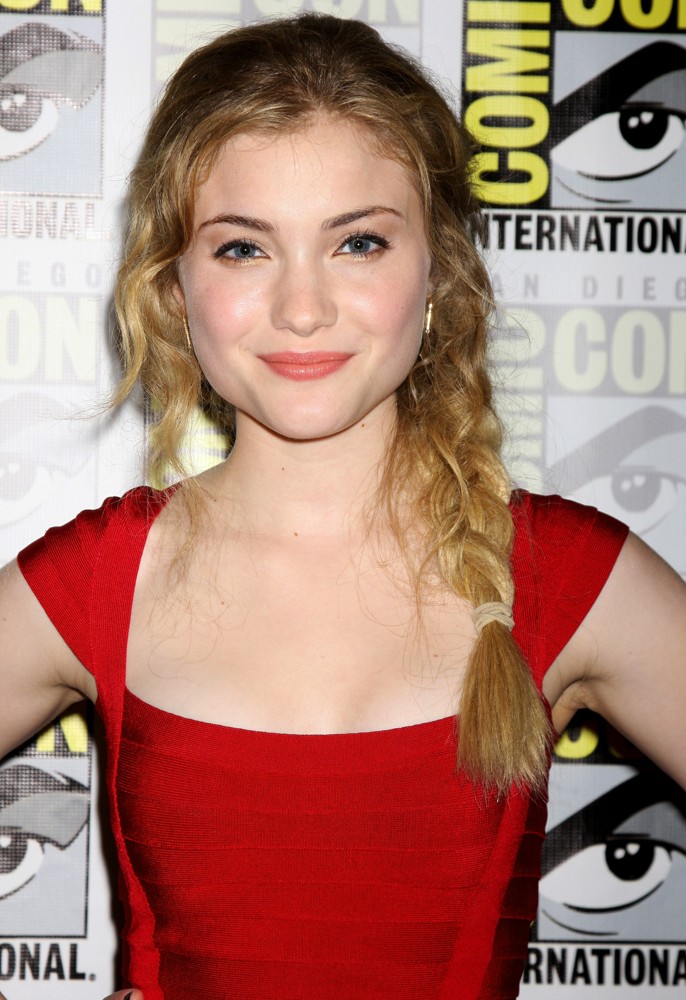 Skyler Samuels Net Worth