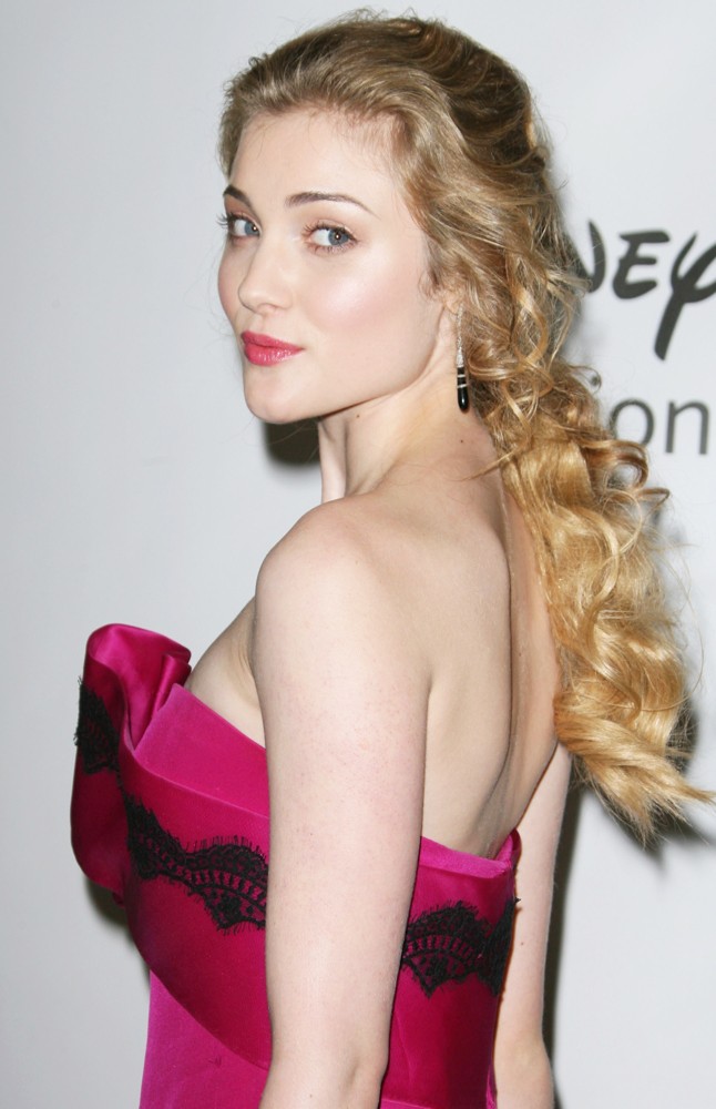 Skyler Samuels Picture 22 2011 Disney ABC Television Group Host