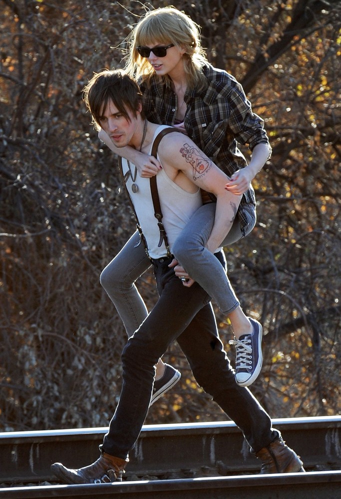 Reeve Carney