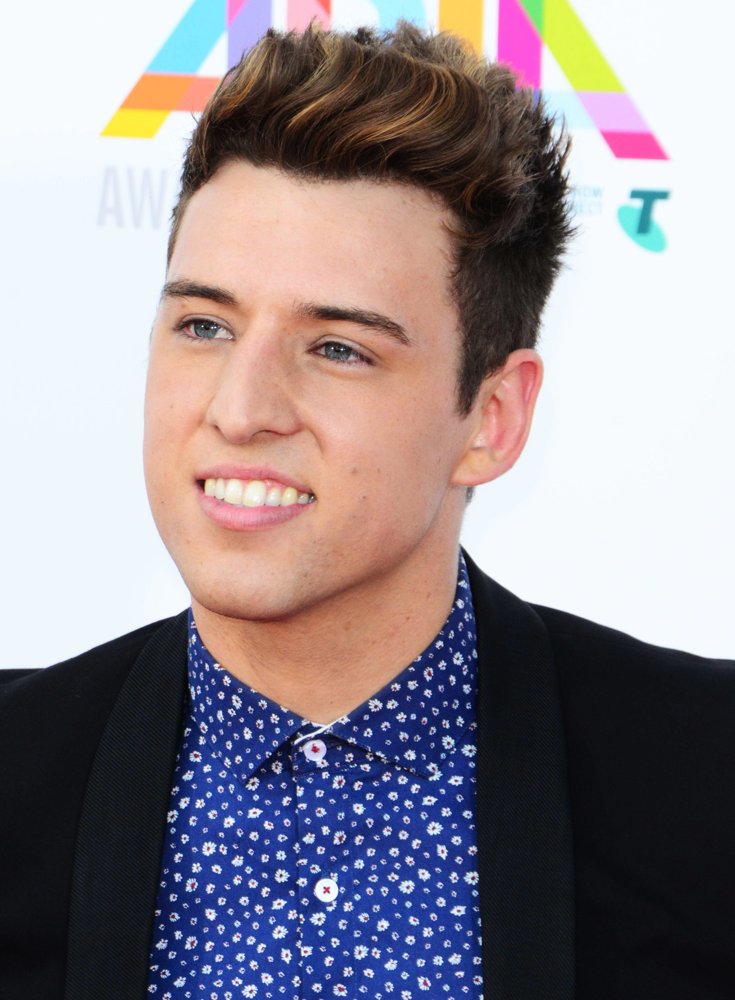 Taylor Henderson Picture 1 28th Annual ARIA Awards Arrivals