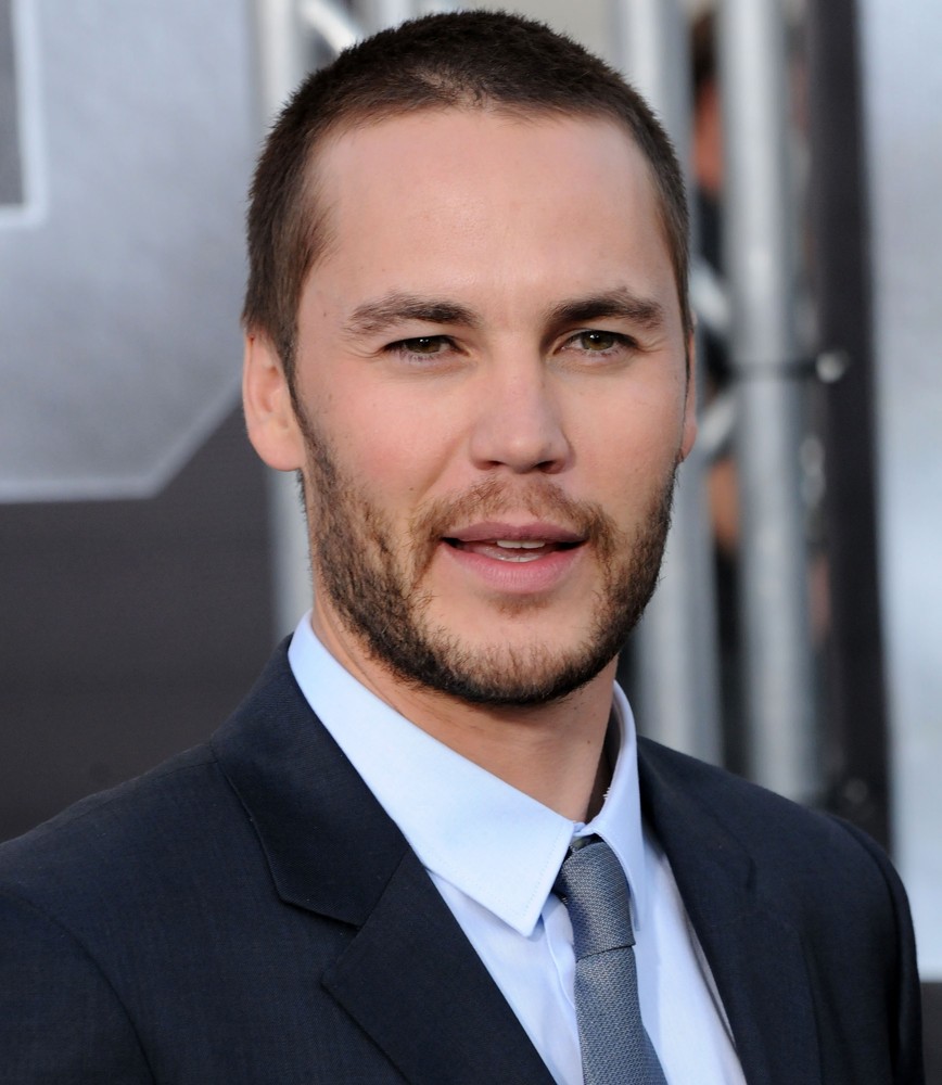 Taylor Kitsch - Photo Actress