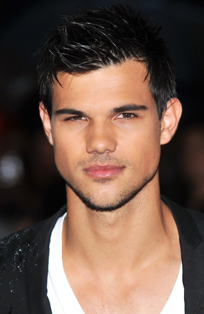 Taylor Lautner - Gallery Photo Colection