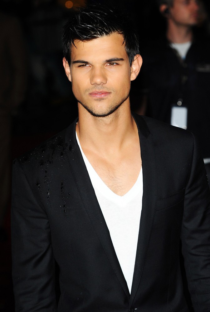 Taylor Lautner - Photo Colection