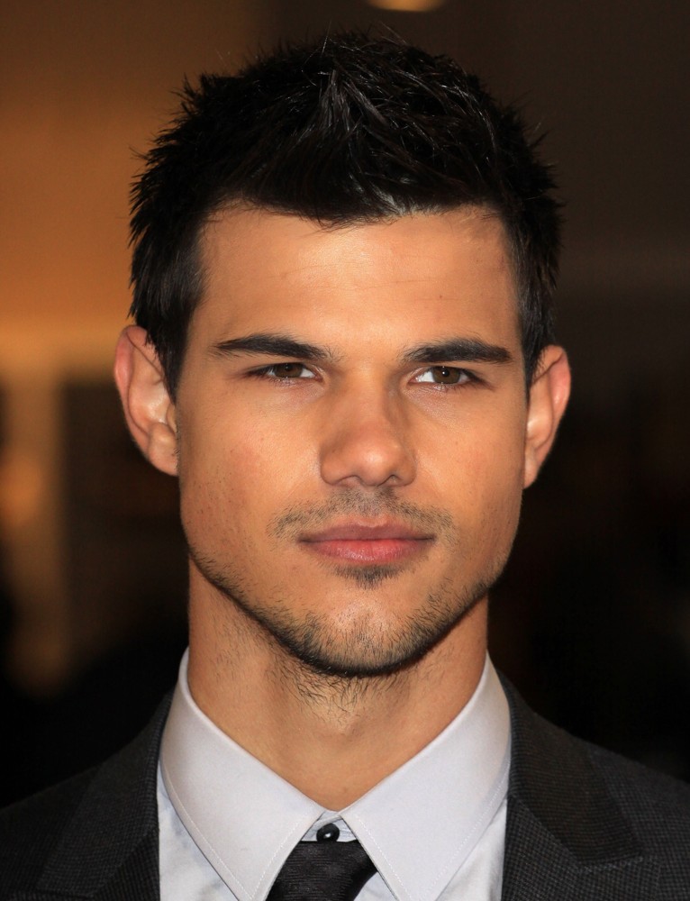 Taylor Lautner Picture 195 The Twilight Saga's Breaking Dawn Part I