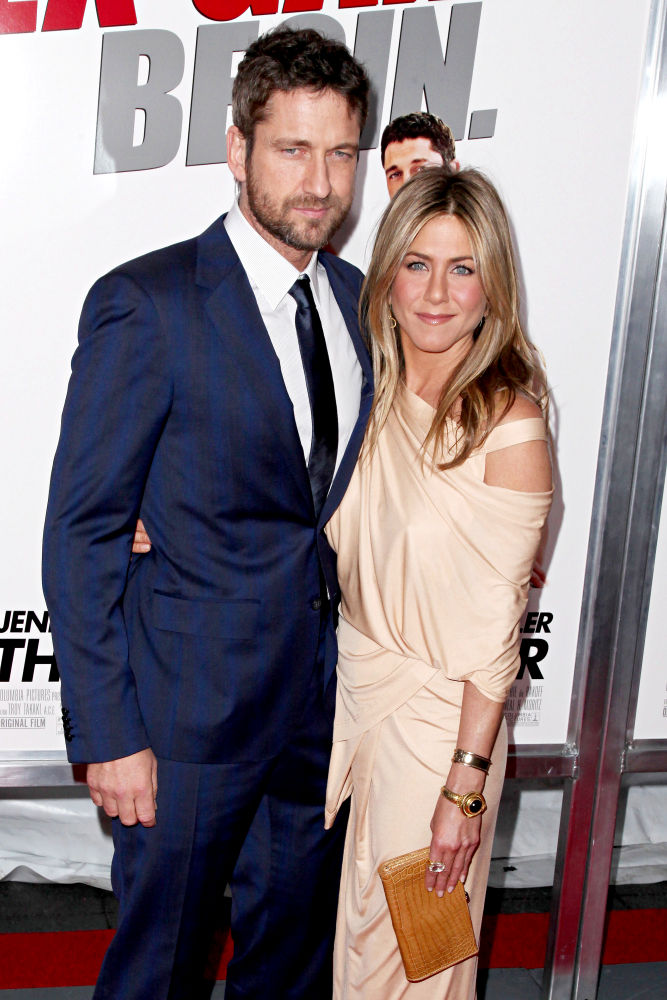 Premiere of 'The Bounty Hunter' - Arrivals