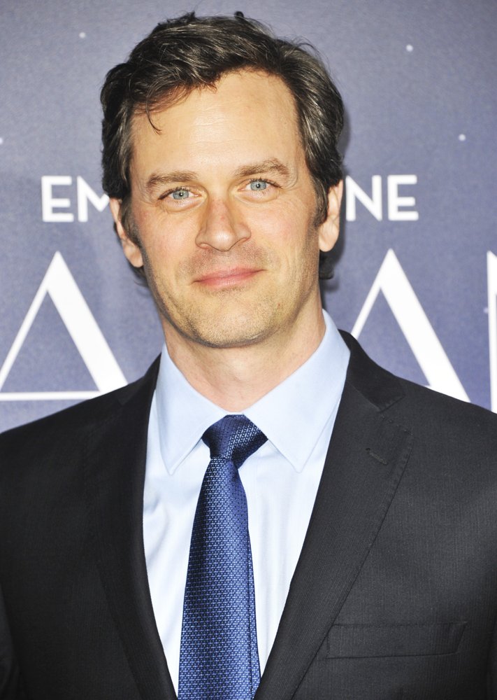 Tom Everett Scott Net Worth