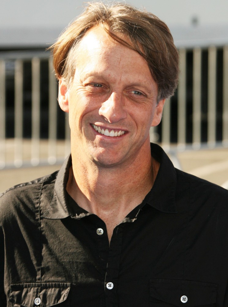 tony hawk Picture 7 - 2011 Do Something Awards - Arrivals