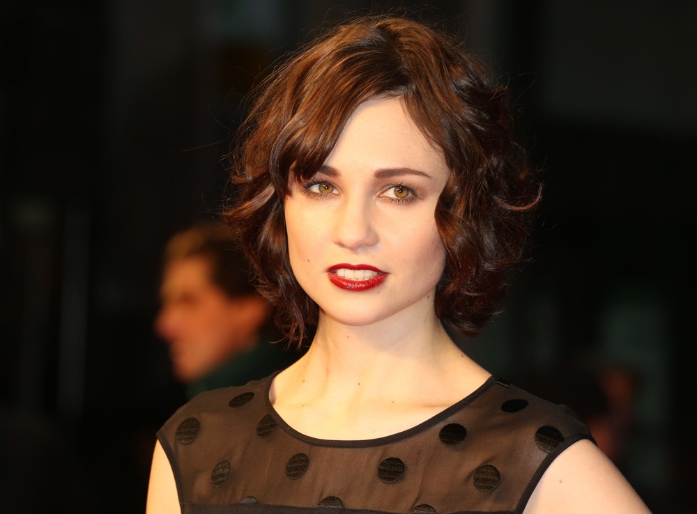 tuppence-middleton-uk-premiere-trance-01.jpg