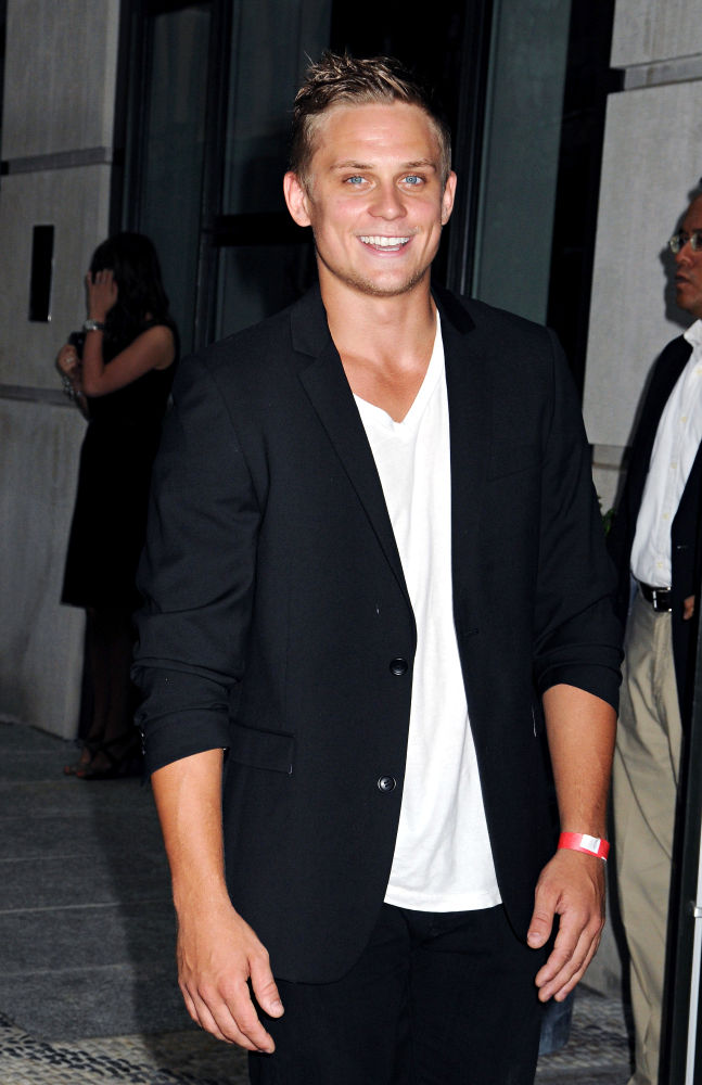 Billy Magnussen Picture 2 - Scr...