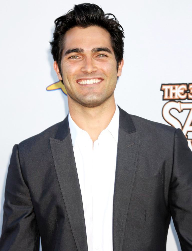 Tyler Hoechlin - Images Colection