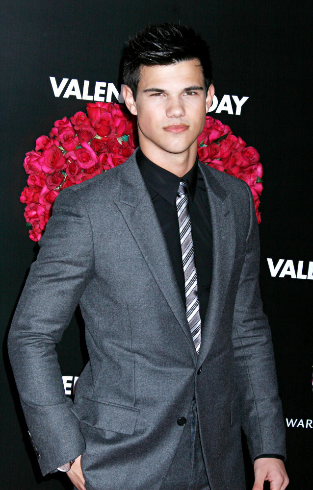 TAYLOR LAUTNER Turns Down Max Steel for Stretch Armstrong