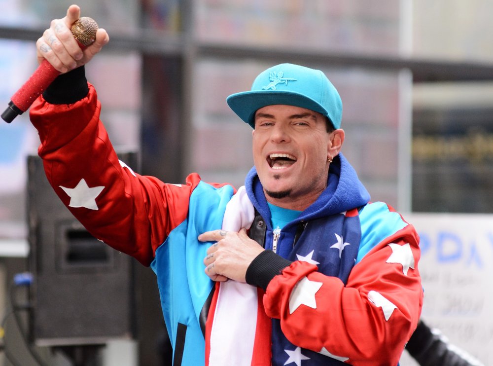 Vanilla Ice Picture 35 - Today Show - I Love The 90's Concert