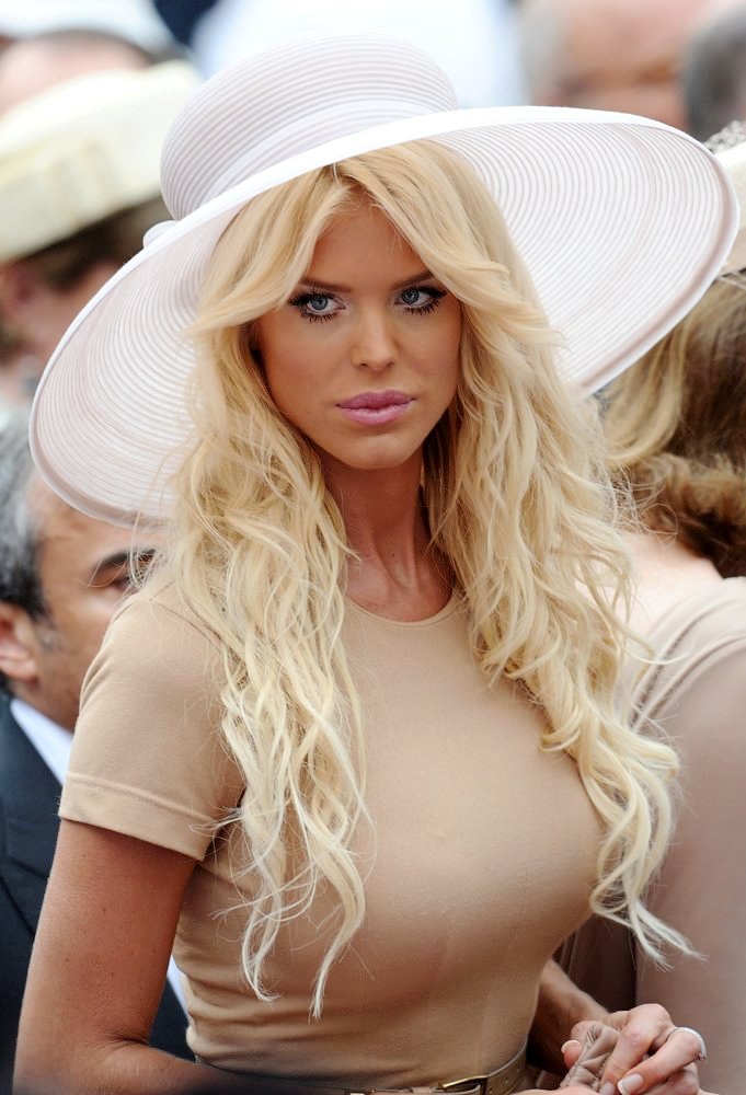 Victoria Silvstedt Pictures 67