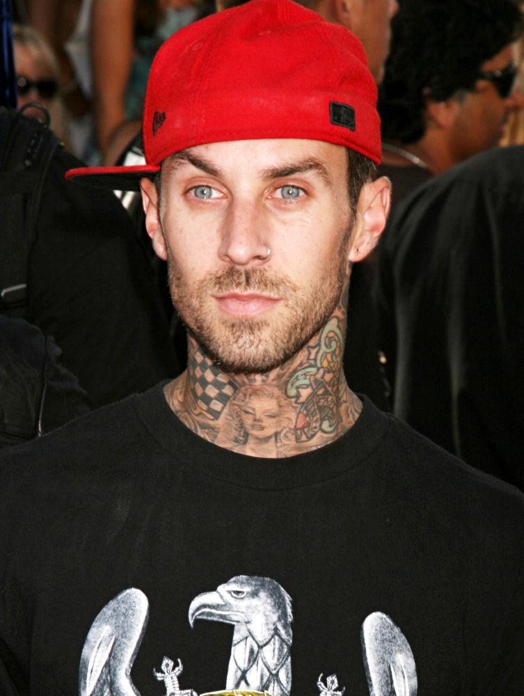 his late pal Adam Goldstein aka DJ AM with a tattoo on his left thigh