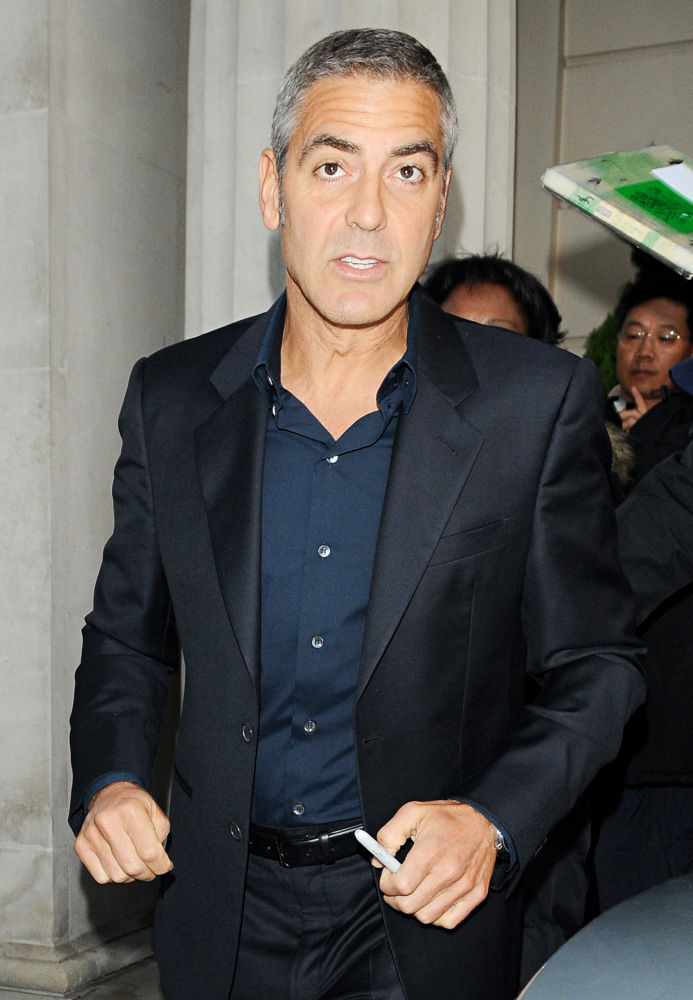 George Clooney - Wallpaper Gallery