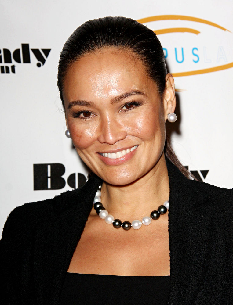 Tia Carrere - Images Gallery