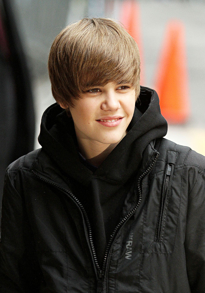 justin bieber kids choice awards 2010. Justin Bieber to Perform on