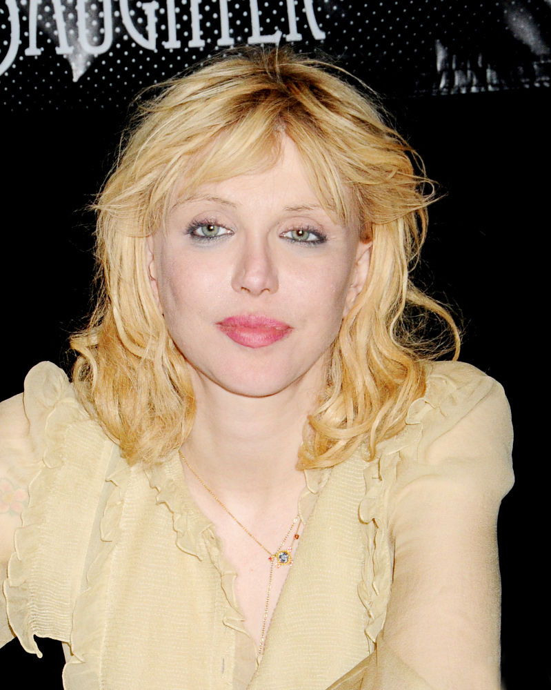 courtney love calls twitter 