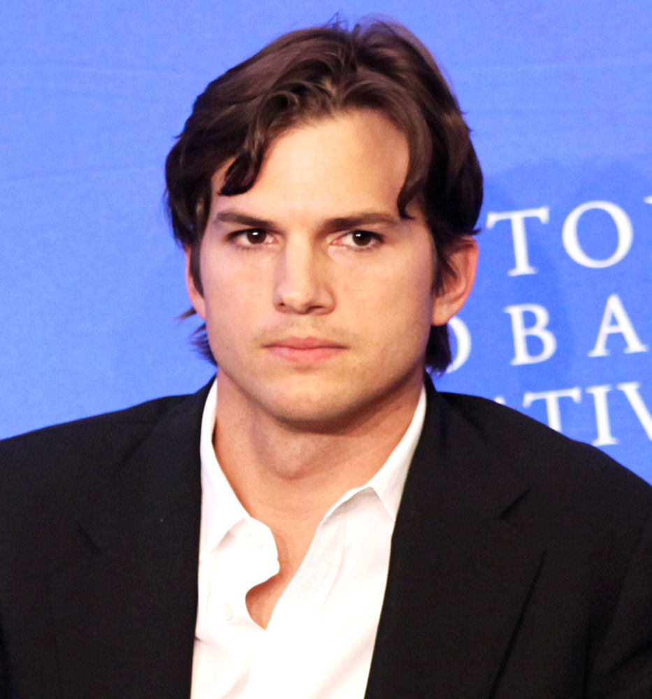 Ashton Kutcher Hairstyles Cecomment