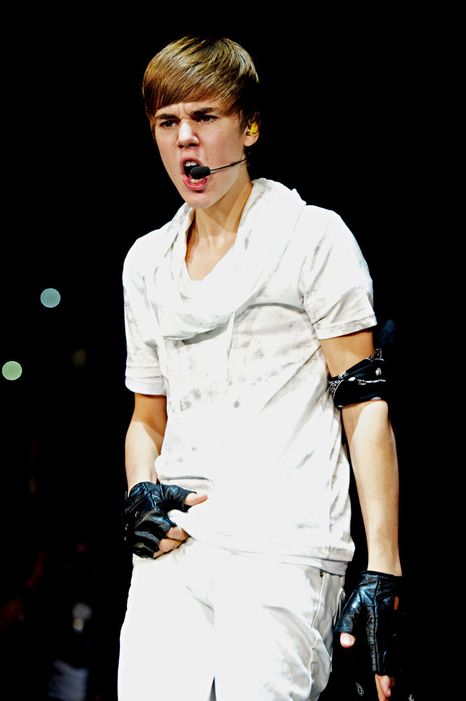 The 2010 B96 Jingle Bash Show