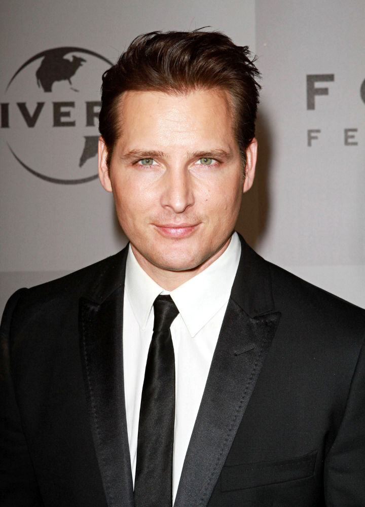 PETER FACINELLI Struggling to Shoot Two Twilight Movies