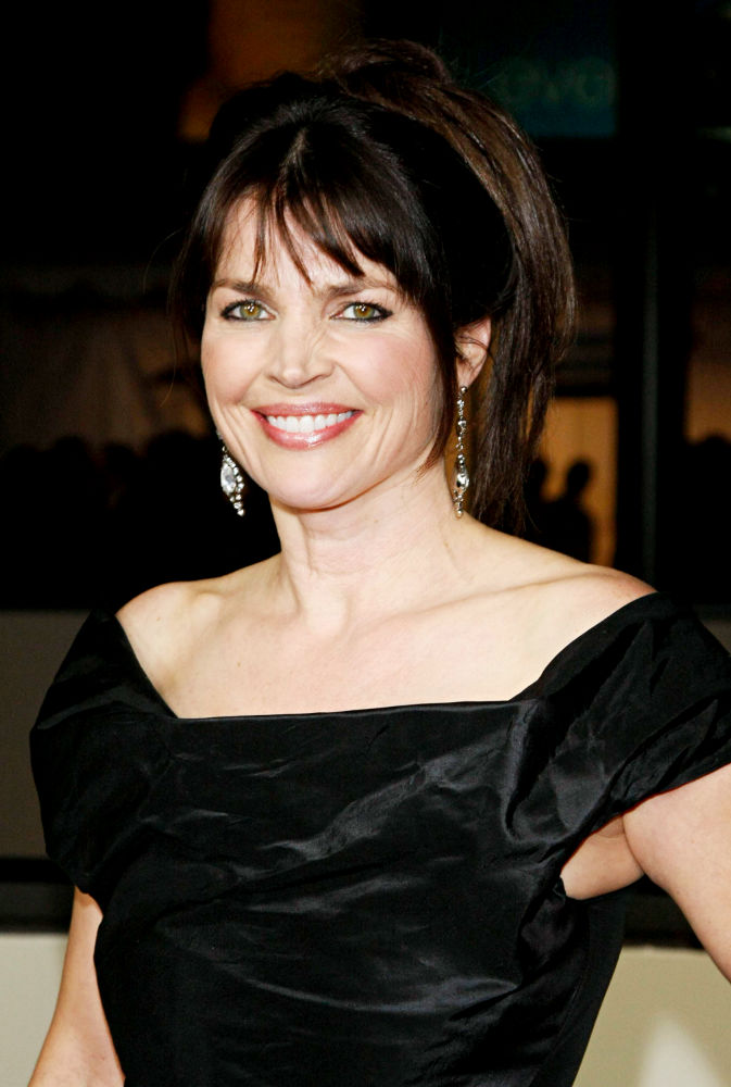 Julia Ormond - Picture Actress