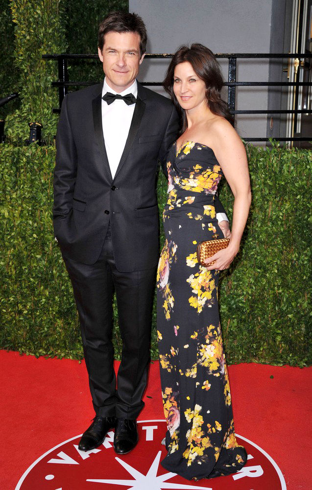 jason bateman amanda anka. Jason Bateman, Amanda Anka in 2011 Vanity Fair Oscar Party - Arrivals. Jason Bateman, Amanda Anka 2011 Vanity Fair Oscar Party - Arrivals