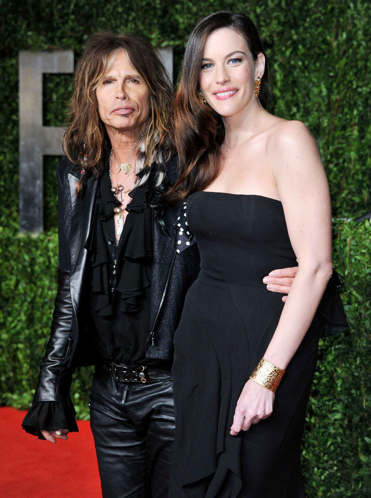 2011 Vanity Fair Oscar Party - Arrivals