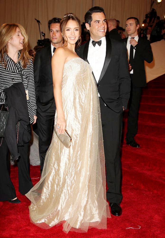 Alexander McQueen: Savage Beauty Costume Institute Gala