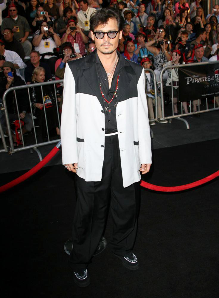 johnny depp pirates of the caribbean at world. Johnny Depp