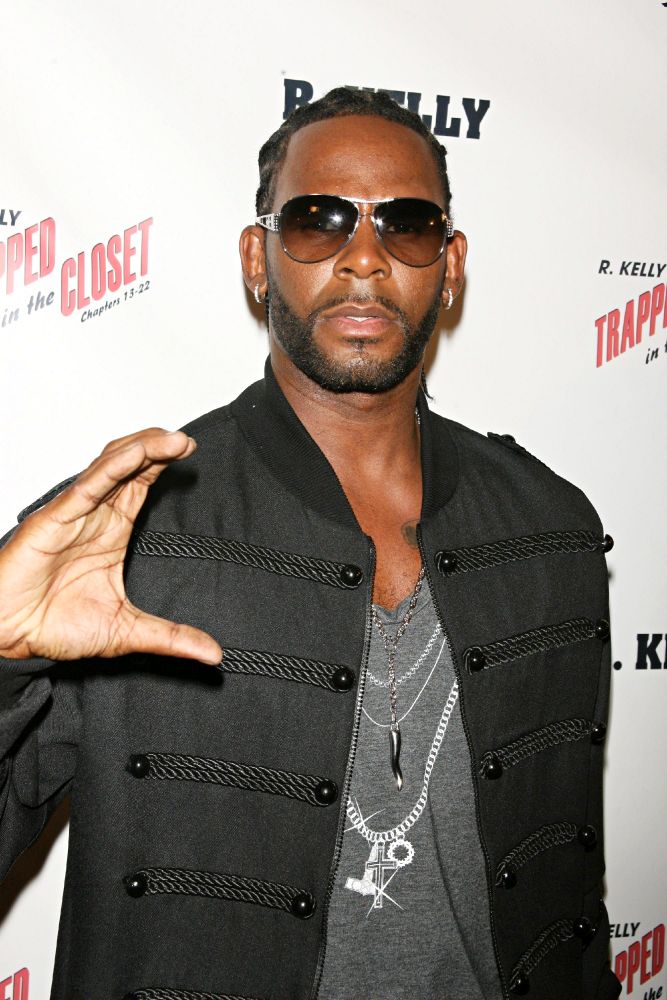 Send 'R. Kelly' Ringtone to Cell Phone. R. Kelly in New York Premiere of 'Trapped in the Closet: Chapters 13. R. Kelly New York Premiere of 'Trapped in the