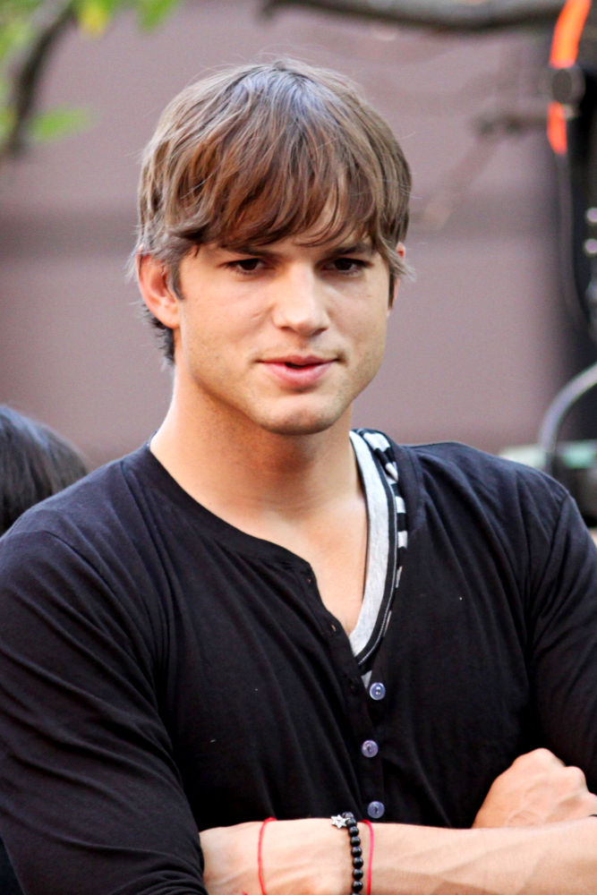 Ashton Kutcher - Photo Colection