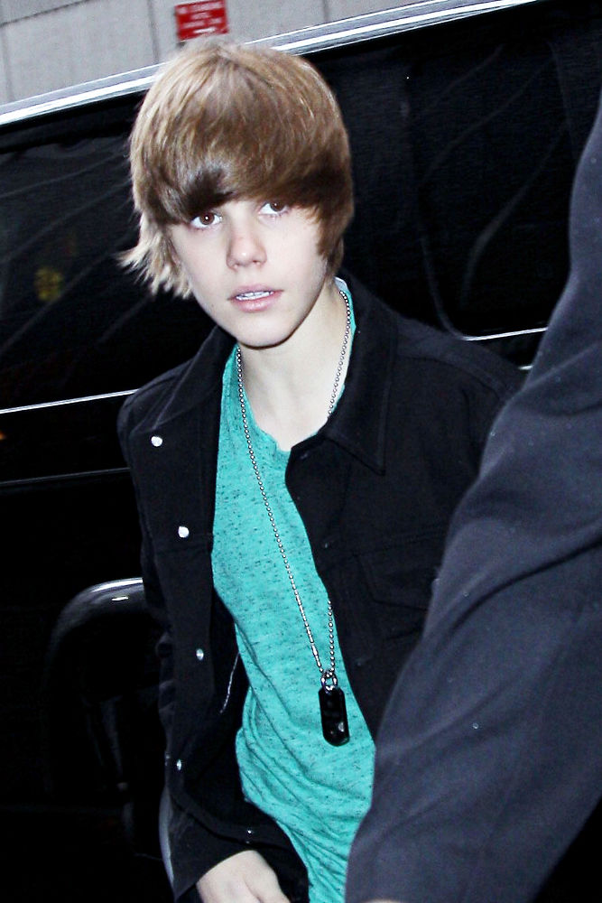 justin bieber hair flick. Sneak Peek to Justin Bieber#39;s