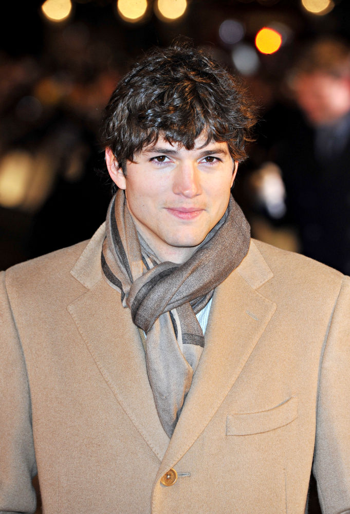Ashton Kutcher is grateful he can publish details of his private life on 