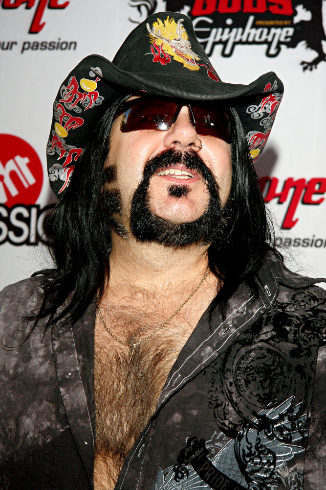 vinnie paul vinnie paul picture 1 revolver golden gods awards vinnie paul vinnie paul picture 1 revolver golden gods awards