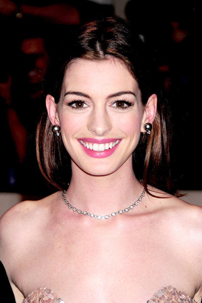 Anne Hathaway