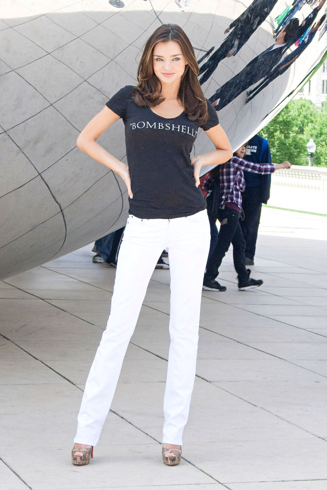 Miranda Kerr miranda kerr pregnant photos. Miranda Kerr