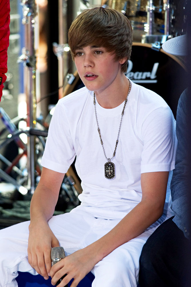 justin bieber 12 yrs old. Justin Bieber has spoken out over accusations he assaulted a 12-year-old boy 