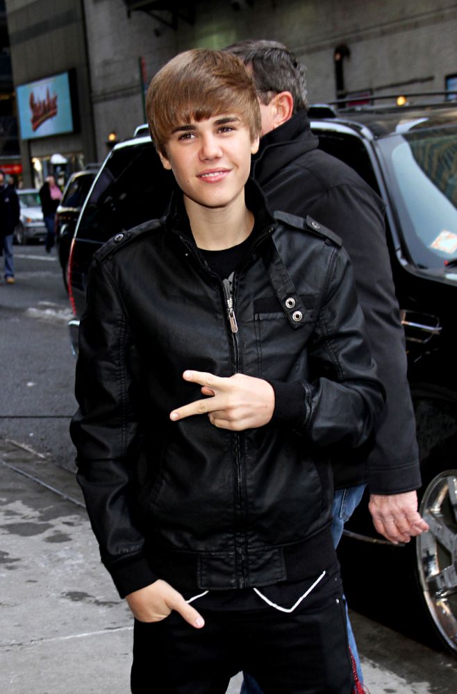 of his new album "Never Say Never - The Remixes" a few days later. of his new album "Never Say Never - The Remixes" a few days later.