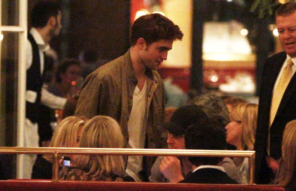 Robert Pattinson