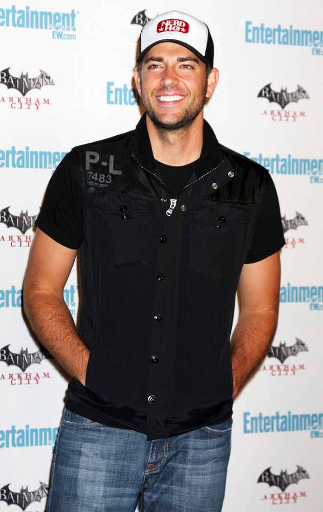 Zachary Levi