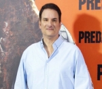  Emotional Shane Black Owned Up to His Fault Again at 'The Predator' Premiere