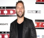 Jai Courtney Dedicates Family Film 'Storm Boy' to His Mother