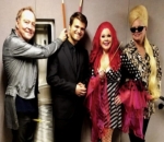 The B-52'S Join Forces With Fred Armisen for 40th Anniversary Tour Documentary